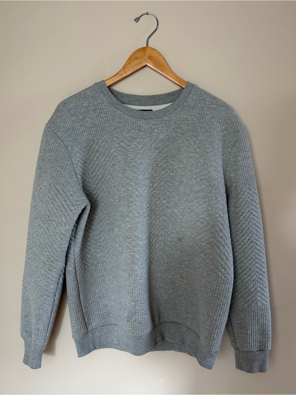 Men's Zara Quilted Crewneck Sweater in Heather Gray
